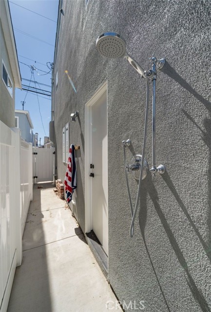 Detail Gallery Image 7 of 8 For 216 Agate Ave #1/2,  Newport Beach,  CA 92662 - 1 Beds | 1 Baths