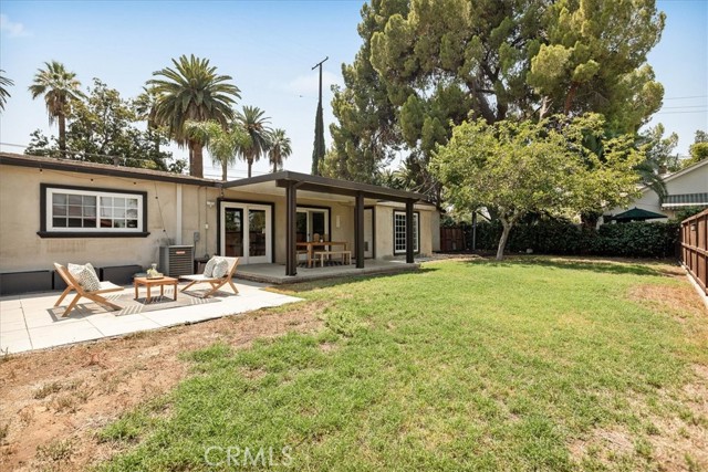 1110 W Cypress Avenue, Redlands CA: https://media.crmls.org/medias/5d050ebc-ff51-46db-835b-cc4995e595b7.jpg