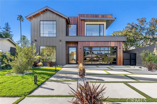 Photo of 16653 Morrison Street, Encino, CA 91436