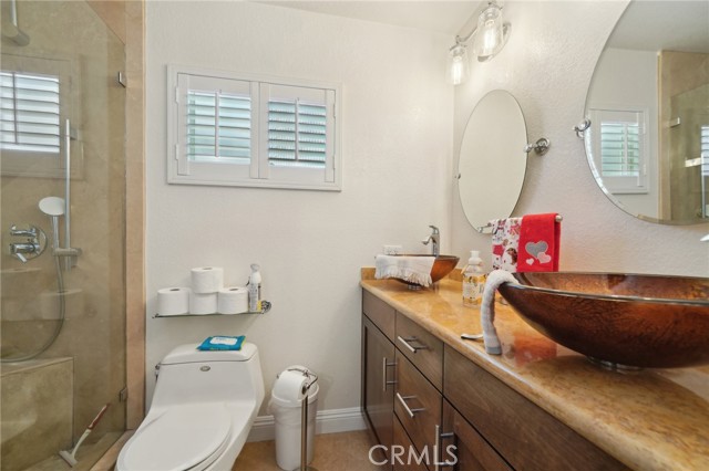 6253 Hamilton Court, Chino CA: https://media.crmls.org/medias/5d066c35-5535-492e-b4f5-0b67408eb782.jpg