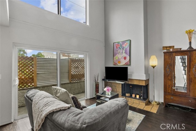 Detail Gallery Image 14 of 41 For 3988 Beethoven St #9,  Los Angeles,  CA 90066 - 2 Beds | 2 Baths
