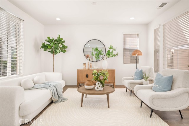 Detail Gallery Image 5 of 42 For 153 Fixie, Irvine,  CA 92618 - 3 Beds | 3/1 Baths