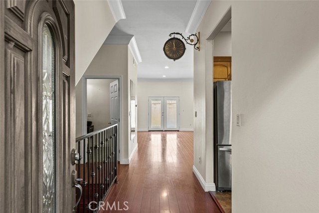 7142 Ethel Avenue, North Hollywood CA: https://media.crmls.org/medias/5d0684a9-375a-4d45-b153-a520281813ae.jpg
