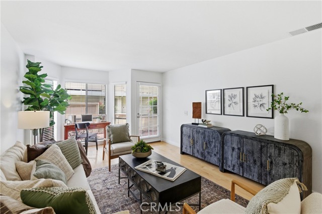 Detail Gallery Image 8 of 32 For 7735 Briarglen Loop I,  Stanton,  CA 90680 - 1 Beds | 1 Baths