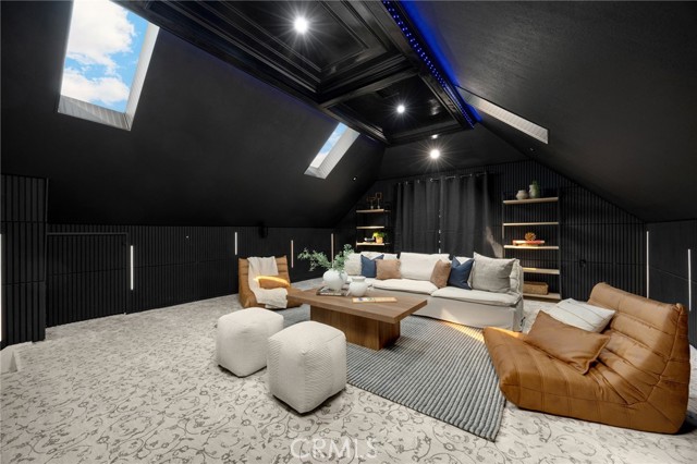 6191 Jacaranda Lane, Yorba Linda CA: https://media.crmls.org/medias/5d079417-f6ec-48c3-9077-eef91b9ca95b.jpg
