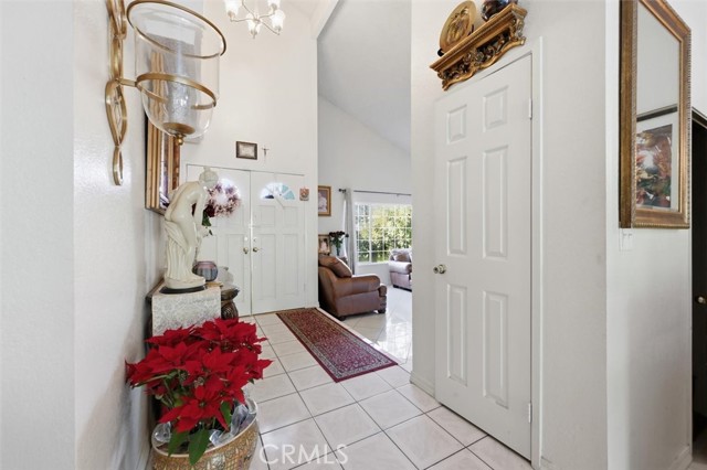 Image 17 of 72 For 6266 Shaker  