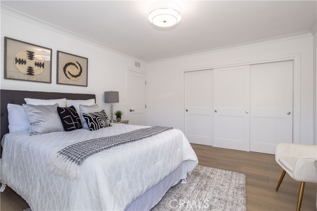 10133 Whitaker Avenue, Granada Hills CA: https://media.crmls.org/medias/5d0868c0-3bcd-49c2-8a18-8e88d5b55b2f.jpg