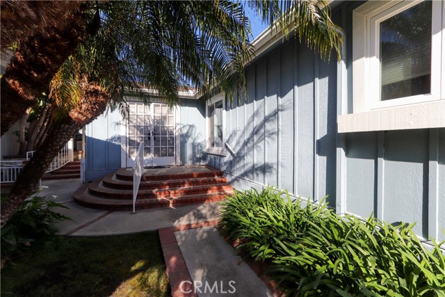 Detail Gallery Image 5 of 25 For 2528 Park Lake #108,  Santa Ana,  CA 92705 - 2 Beds | 2 Baths
