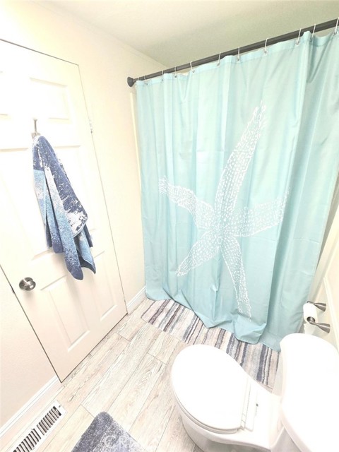 Detail Gallery Image 23 of 58 For 21752 Pacific Coast Hwy 11a,  Huntington Beach,  CA 92646 - 3 Beds | 2 Baths