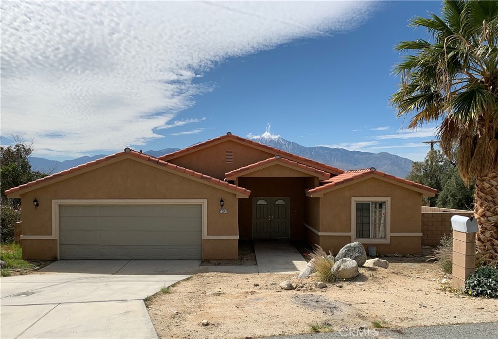 12747 Calle Amapola