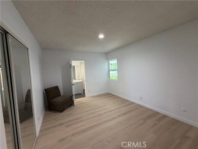 Detail Gallery Image 12 of 19 For 9660 Vanalden, Northridge,  CA 91324 - 5 Beds | 5 Baths