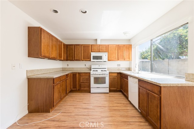 2224 Carlsbad Court photo 4