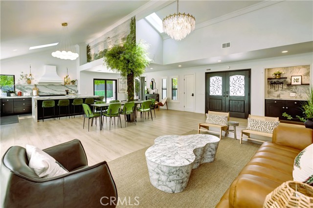 Detail Gallery Image 12 of 37 For 20139 Lake Canyon Dr, Walnut,  CA 91789 - 4 Beds | 3 Baths