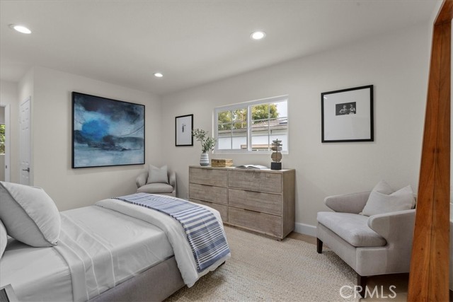 11927 Beatrice Street, Culver City CA: https://media.crmls.org/medias/5d0c9f97-91f9-476b-8e1a-345f566d53b0.jpg