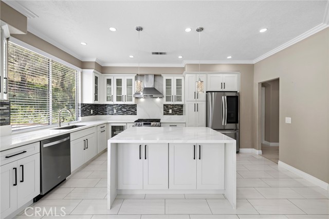 9 Cranwell, Aliso Viejo CA: https://media.crmls.org/medias/5d0cdf2b-5061-45b9-b7b0-ddfca3560bf4.jpg