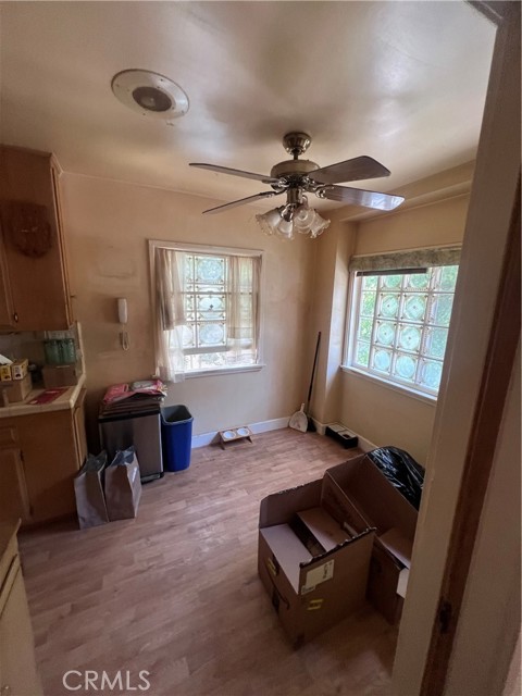 3042 N Beachwood Drive, Los Angeles CA: https://media.crmls.org/medias/5d0d8822-9c45-4c4f-9595-cabc171df856.jpg