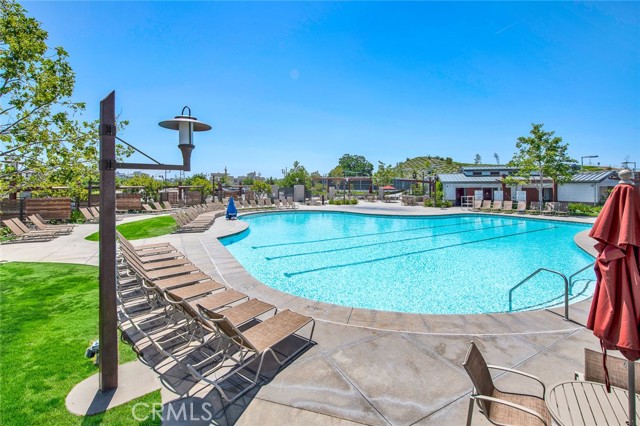 Detail Gallery Image 64 of 74 For 16 Yerra St, Rancho Mission Viejo,  CA 92694 - 4 Beds | 3/1 Baths