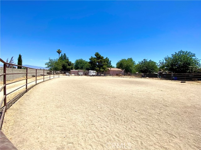 644 Whittendale Street, Bakersfield CA: https://media.crmls.org/medias/5d0e5408-959b-4149-ab60-9a0b2418200b.jpg