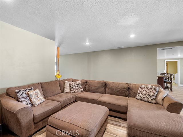Detail Gallery Image 22 of 61 For 9150 Boxwood Ave, Fontana,  CA 92335 - 3 Beds | 2 Baths