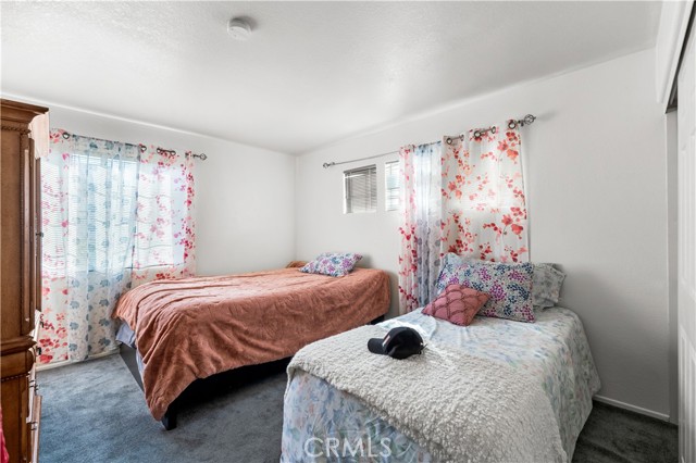 3410 Genoa Place, Palmdale CA: https://media.crmls.org/medias/5d0e8f48-98f6-46db-96db-658ea77456f4.jpg
