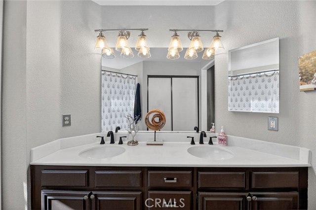 Detail Gallery Image 26 of 55 For 27536 Swallow Ct, Temecula,  CA 92591 - 3 Beds | 2/1 Baths