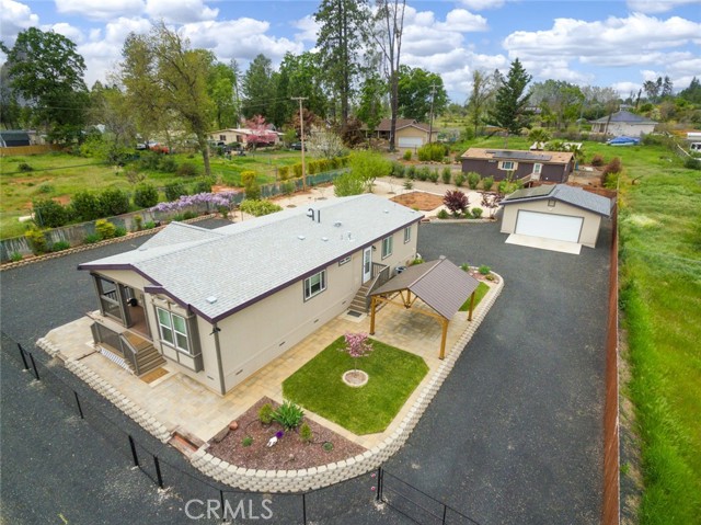 Detail Gallery Image 4 of 43 For 733 Damrow Ln, Paradise,  CA 95969 - 3 Beds | 2 Baths