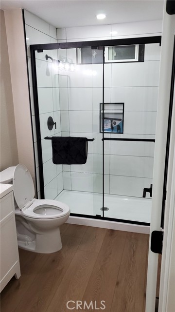 549 B E La Deney Drive, Ontario CA: https://media.crmls.org/medias/5d13f580-e50e-4d08-bfd5-85cab8f6455f.jpg