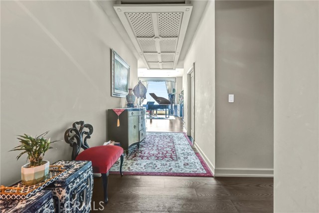 Detail Gallery Image 3 of 56 For 900 W Olympic Bld 50a,  Los Angeles,  CA 90015 - 3 Beds | 4 Baths