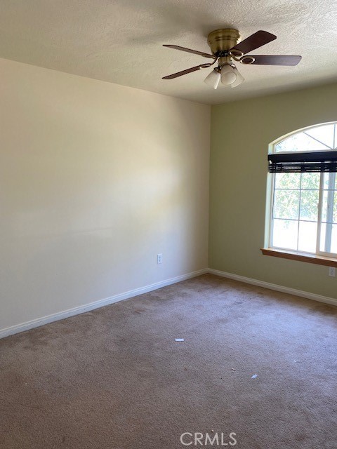15805 Muscatel Street, Hesperia CA: https://media.crmls.org/medias/5d14b682-3e1f-47f0-914f-238f608e705f.jpg