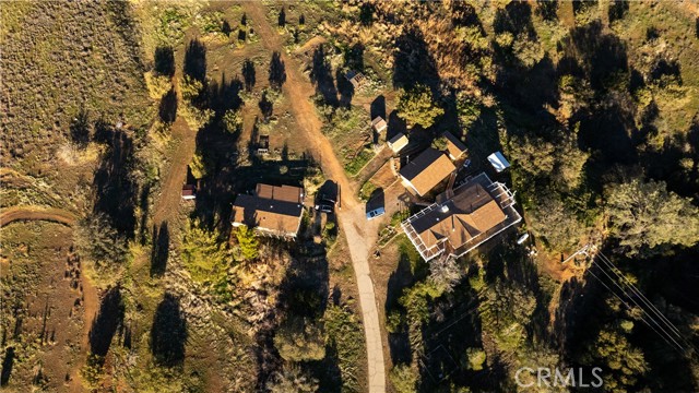 Detail Gallery Image 7 of 16 For 967 Bodfish Canyon, Bodfish,  CA 93205 - 4 Beds | 4 Baths