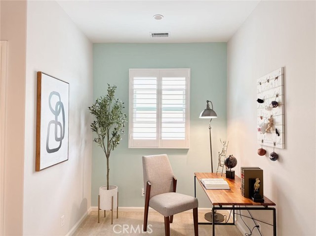 55 Decker, Irvine CA: https://media.crmls.org/medias/5d1540a9-3178-454c-b449-5198c824e7e5.jpg