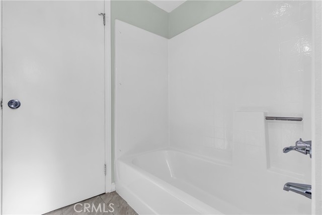 Detail Gallery Image 12 of 32 For 22789 Laurel Ln, Crestline,  CA 92325 - 1 Beds | 2 Baths