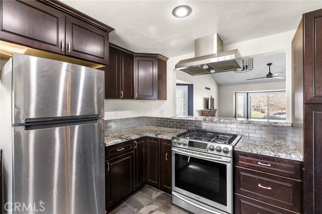 Detail Gallery Image 9 of 40 For 24137 Pleasant Run Rd, Moreno Valley,  CA 92557 - 3 Beds | 2 Baths