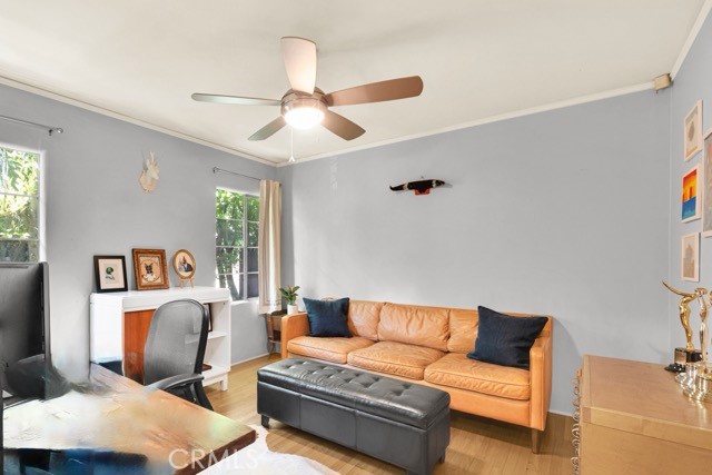 2527 Canyon Drive, Los Angeles CA: https://media.crmls.org/medias/5d19a29f-fe29-468e-92b9-0d1d6e550460.jpg