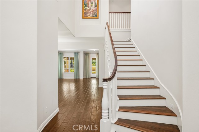 26 Woods Trail, Irvine CA: https://media.crmls.org/medias/5d19d822-a82b-402f-a45b-c6af602c7635.jpg