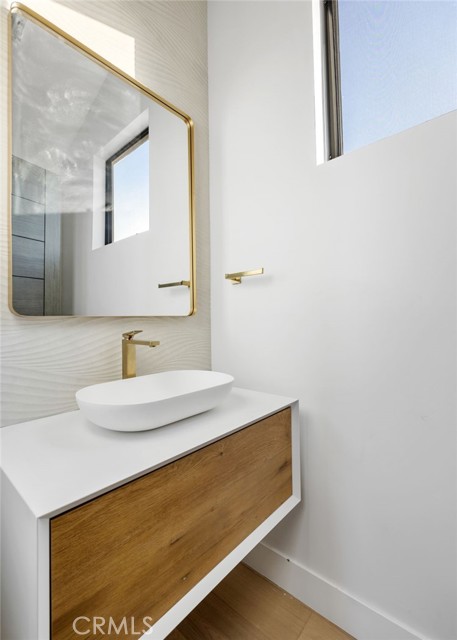 Detail Gallery Image 18 of 18 For 528 N Flores St #103,  West Hollywood,  CA 90048 - 2 Beds | 2/1 Baths