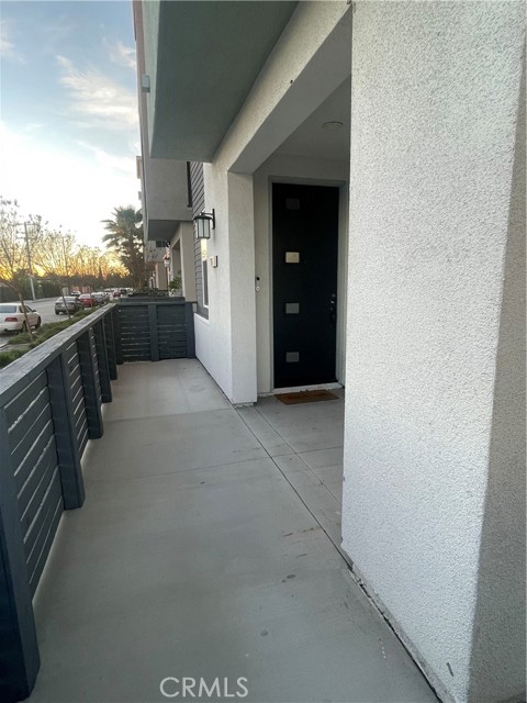 Detail Gallery Image 4 of 34 For 200 N Standard, Santa Ana,  CA 92701 - 4 Beds | 3/1 Baths