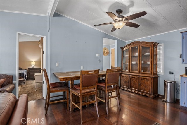 Detail Gallery Image 20 of 40 For 4 Dogwood Ln, Bakersfield,  CA 93308 - 3 Beds | 2 Baths