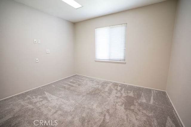 Detail Gallery Image 9 of 24 For 6623 Lessie Ln, Riverside,  CA 92503 - 3 Beds | 1 Baths