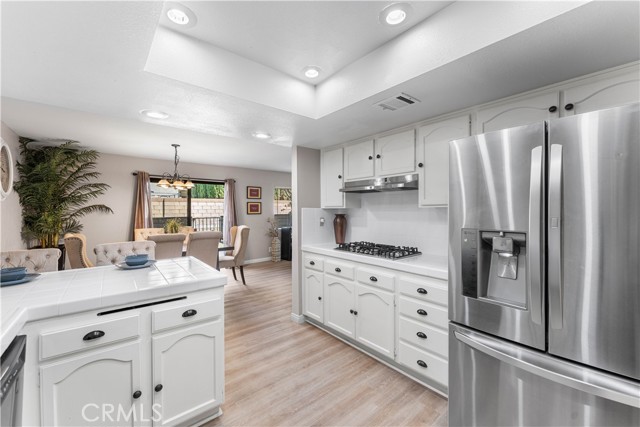 Detail Gallery Image 29 of 56 For 215 Hawk Ln, Palmdale,  CA 93551 - 3 Beds | 3 Baths