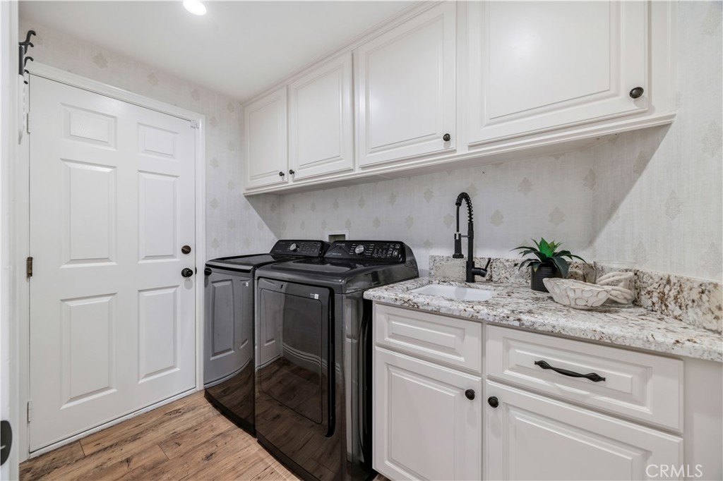 MLS #OC25251962 image #21