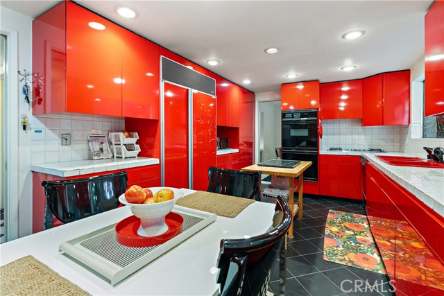 Detail Gallery Image 11 of 42 For 11944 Briarvale, Studio City,  CA 91604 - 5 Beds | 4 Baths