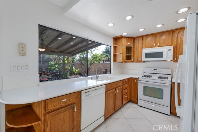Image 28 of 75 For 8678 Turlock Drive
