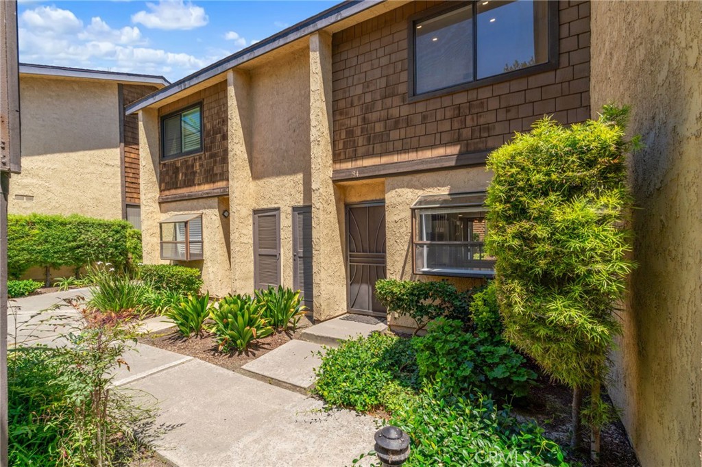 12750 Centralia Street #94