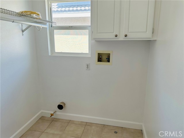 9401 Meridian Lane, Garden Grove CA: https://media.crmls.org/medias/5d1ed7dc-665d-492f-970e-57f79b5c891f.jpg