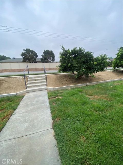 25236 Lawton Avenue, Loma Linda CA: https://media.crmls.org/medias/5d1f4a98-61f9-45c4-803a-1a1b98317dac.jpg