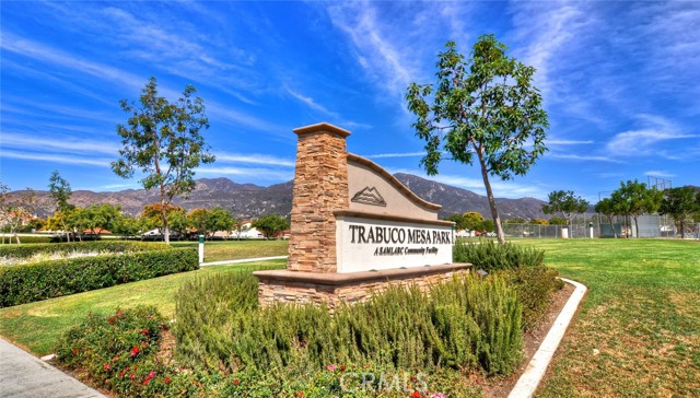 21251 Hillgate Circle, Rancho Santa Margarita CA: https://media.crmls.org/medias/5d1f686e-bcfe-4f97-93dc-10bde5dd10e2.jpg