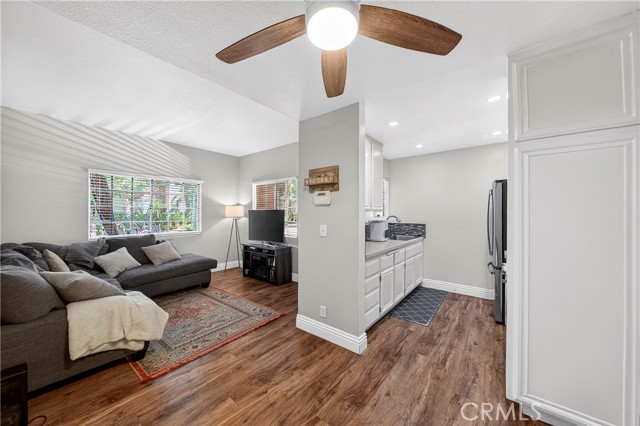 Detail Gallery Image 6 of 19 For 54 Flor De Mar, Rancho Santa Margarita,  CA 92688 - 2 Beds | 1 Baths