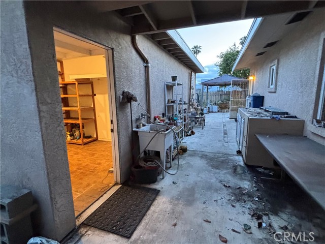 678 Ash Avenue, Chula Vista CA: https://media.crmls.org/medias/5d1fad5d-61f0-42a9-a104-0de208928a78.jpg