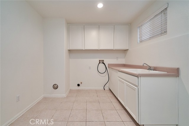 Detail Gallery Image 50 of 61 For 20520 Earl, Torrance,  CA 90503 - 3 Beds | 3 Baths